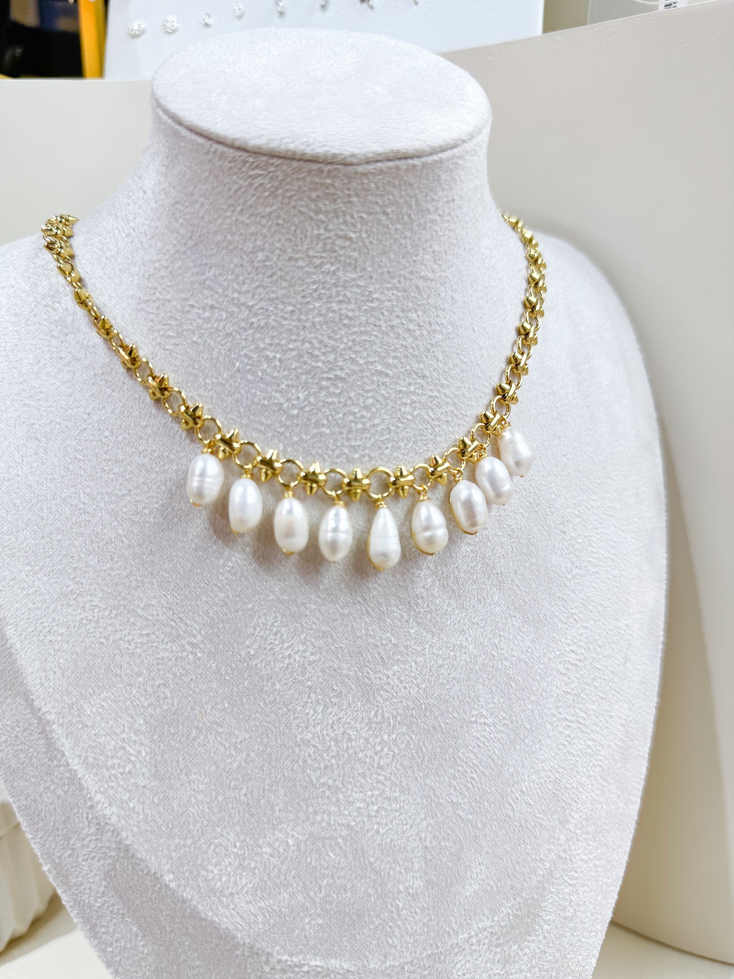 Collar Perlas Blancas