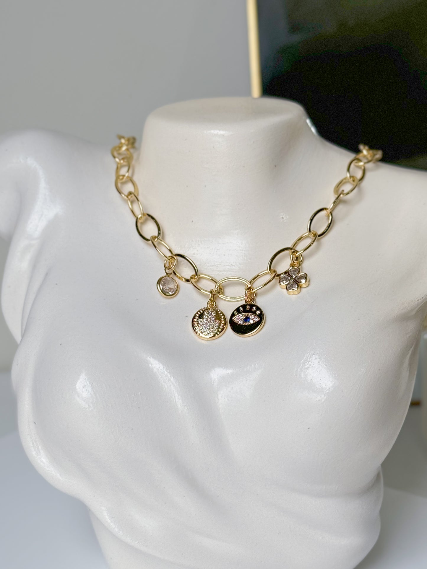 Collar Luck