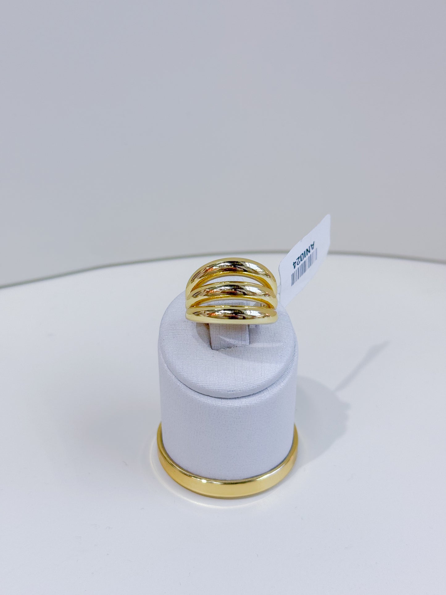 Anillo Maia