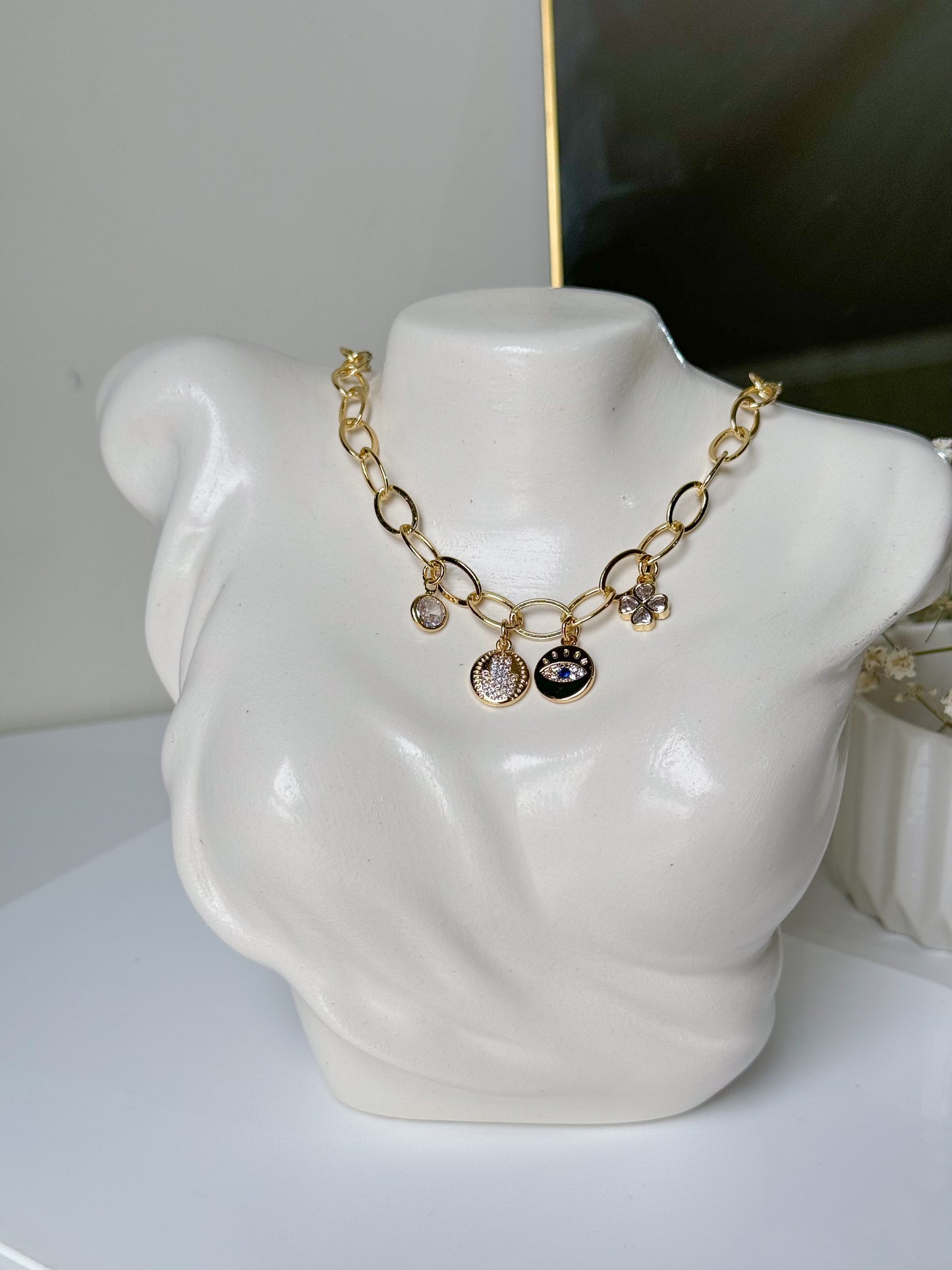 Collar Luck
