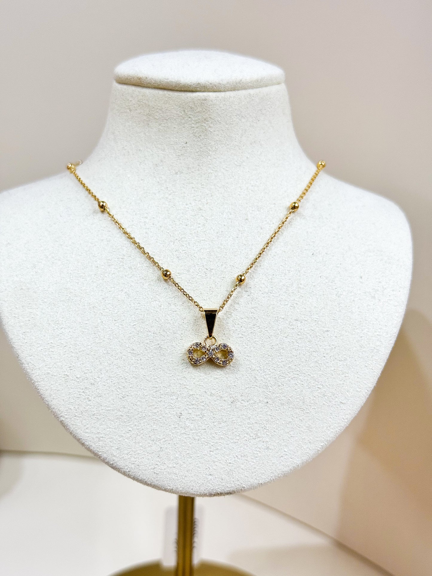 Collar Dijes
